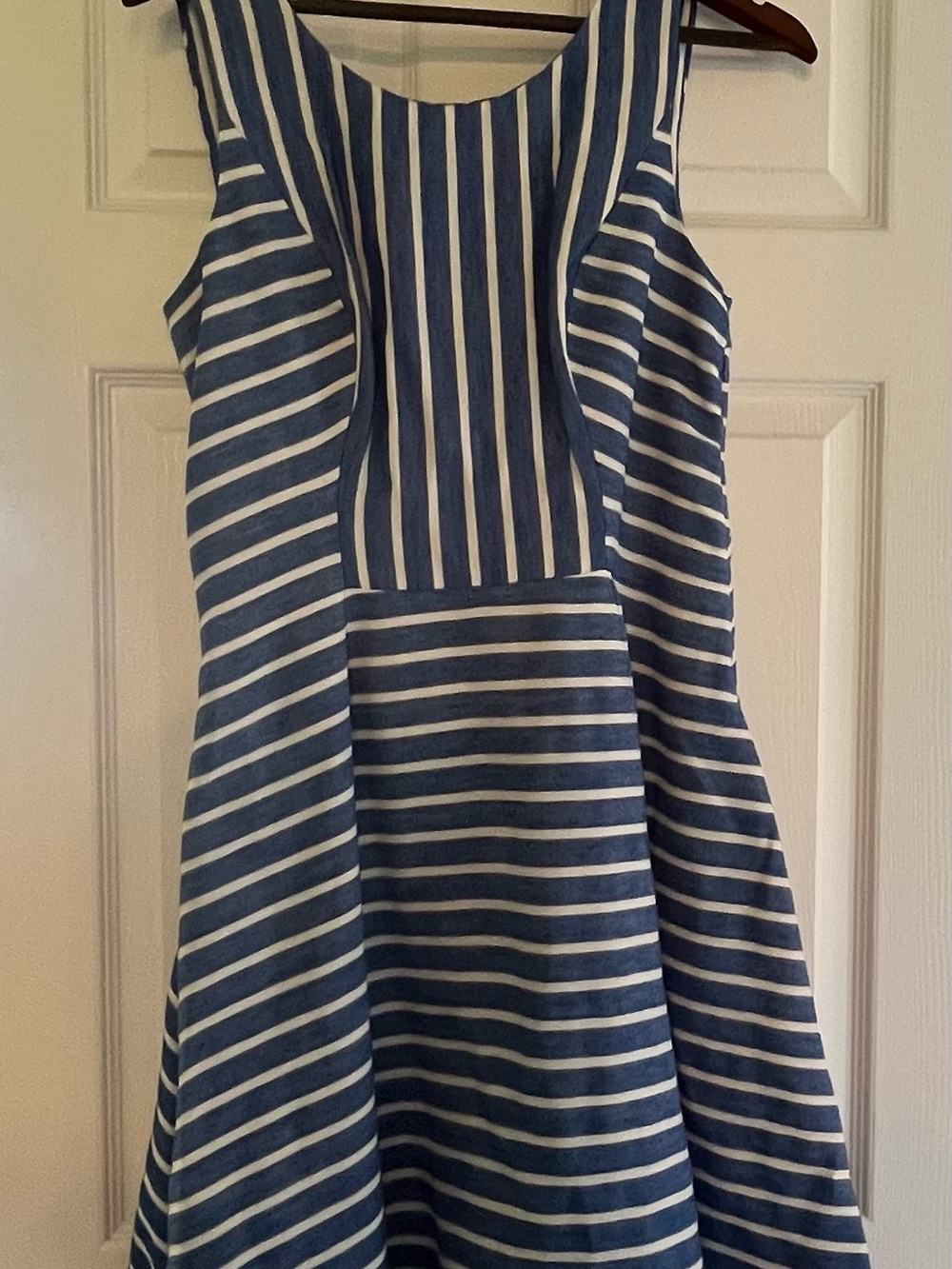 Vineyard Vines Blue & White Striped Dress